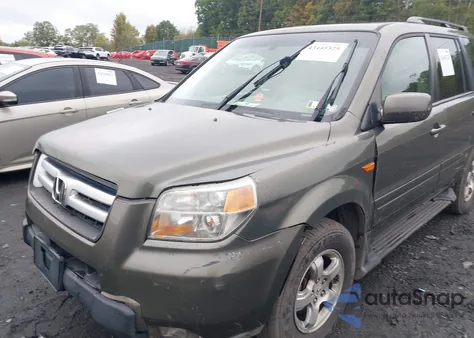2006 Honda Pilot Ex-L z USA, uszkodzony, nr VIN 5FNYF18526B026388